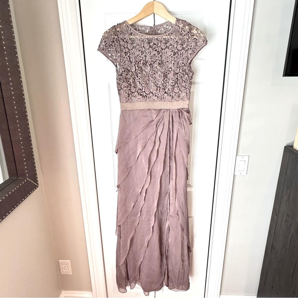 Adrianna Papell Mauve Lace Gown - Picture 3 of 9